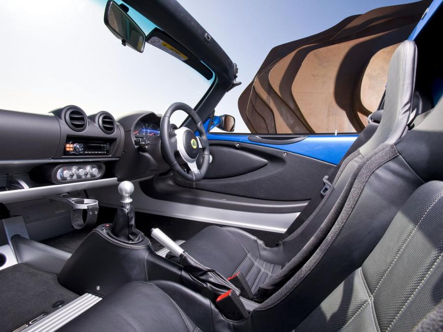  Lotus Elise 2010 года  (фото 42 из 57)